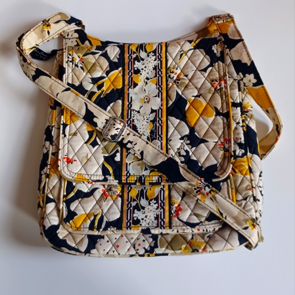 VERA BRADLEY Mailbag Crossbody OS